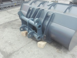 Квик каплер на фронтальные погрузчики LiuGong, LGCE, BULL и другие