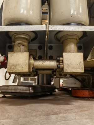 Термопластавтомат Negri Bossi V370-2000