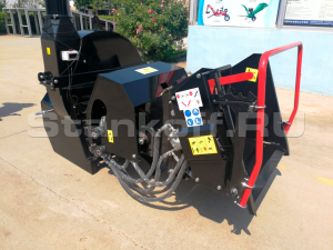 Измельчитель древесины на трактор BX102R