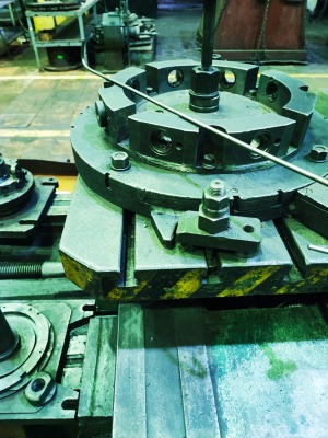 Горизонтально-расточной станок 2л614