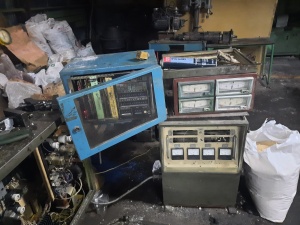 Термопластавтомат де 3330.Ф1