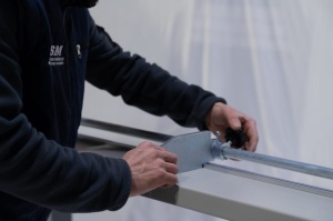 Автоматическая торцовочная пила BSM AK500 для алюминиевого профиля