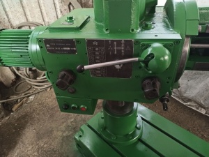 2К52 радиально-сверлильный станок