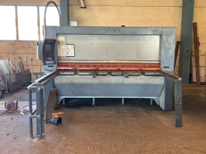 Гильотина станок SAFAN - HT 255-8