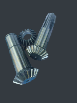 Шестерни расточного станка модели 2Л614