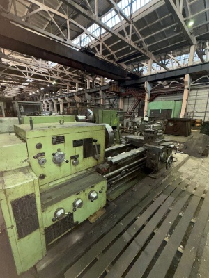 Токарно-винторезный станок 1м63мф101