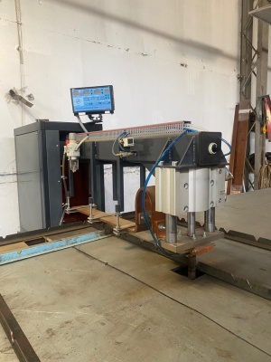 Машина контактной точечной сварки 18192-900