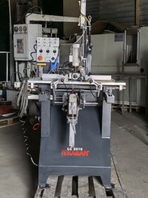 KABAN LC 2010 Станок для водоотводящих каналов полуавтоматический