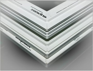 АВТОМАТИЧЕСКАЯ МАШИНА SAHINTEK KT420 ДЛЯ ЗАЧИСТКИ УГЛОВ ПВХ ПОСЛЕ СВАРКИ