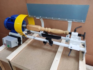 Станок токарный по дереву ДОС-Т500У универсальный