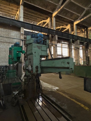 Радиально-сверлильный станок 2а554