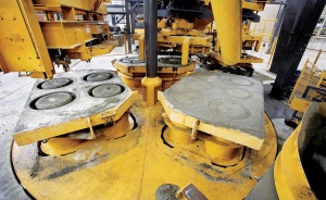 Автоматическая линия для производства бетонных труб PipePro, HawkeyePedershaab Дания