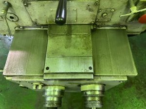 Вертикальный фрезерный станок 6р12