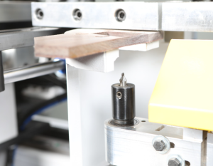 Усозарезной 5-ти осевой торцовочный двухголовый пильно-сверлильный станок AHC ALUEXPERT 300PRO