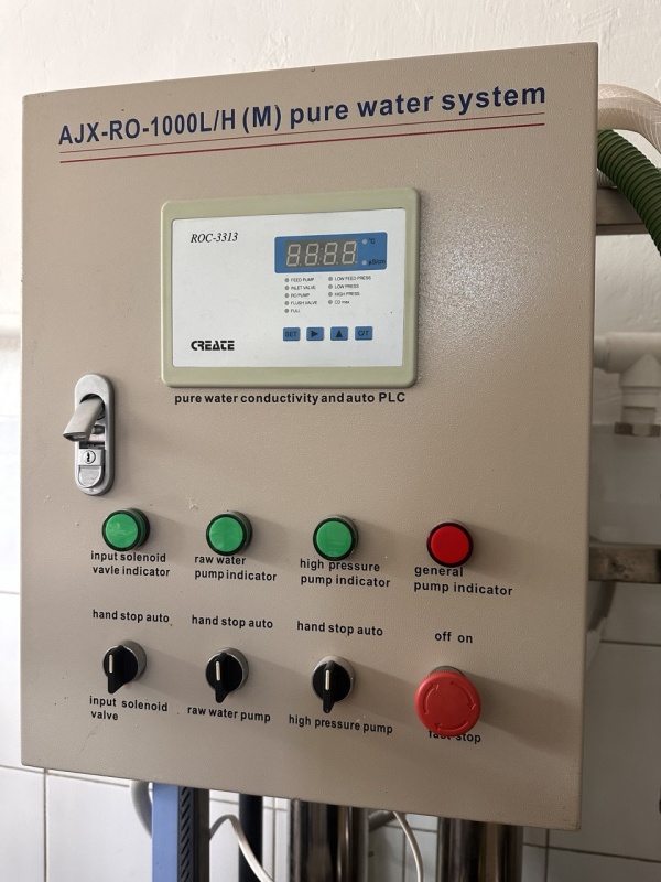 Установка обратного осмоса AWT RO-1000L