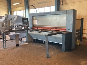 Гильотина станок SAFAN - HT 255-8