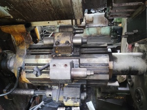 Токарный автомат 1б290-8