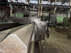 Токарно-винторезный станок 1м63мф101