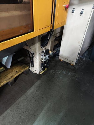 Инжекционно-литьевая машина «HUSKI 160RS45/42»