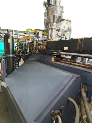 Инжекционно-литьевая машина «HUSKI H225 RS55/50»