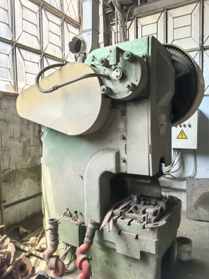 Пресс однокривошипный К2130