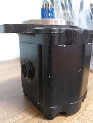 Гидравлический мотор для Буровой Установки Boomer S1D / Новый