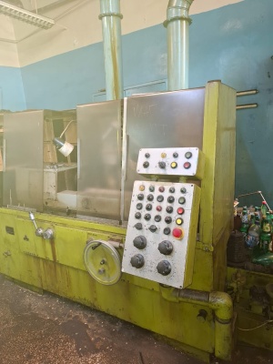 Червячнорезьбошлифовальный станок 5886в