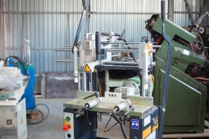 KABAN DE-4050 Копировально-фрезерный станок с 3мя фрезами под ручки