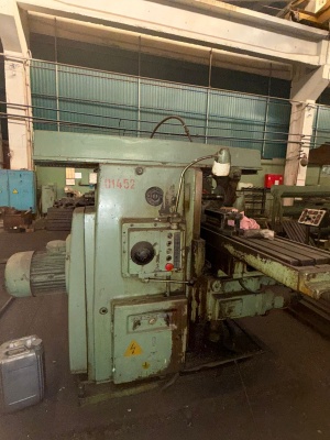 Горизонтально-фрезерный станок 6р83 (1452)