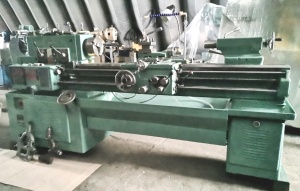 СТАНОК токарный TOS SV-18RA (1250 мм) из НИИ с ЛЮНЕТАМИ