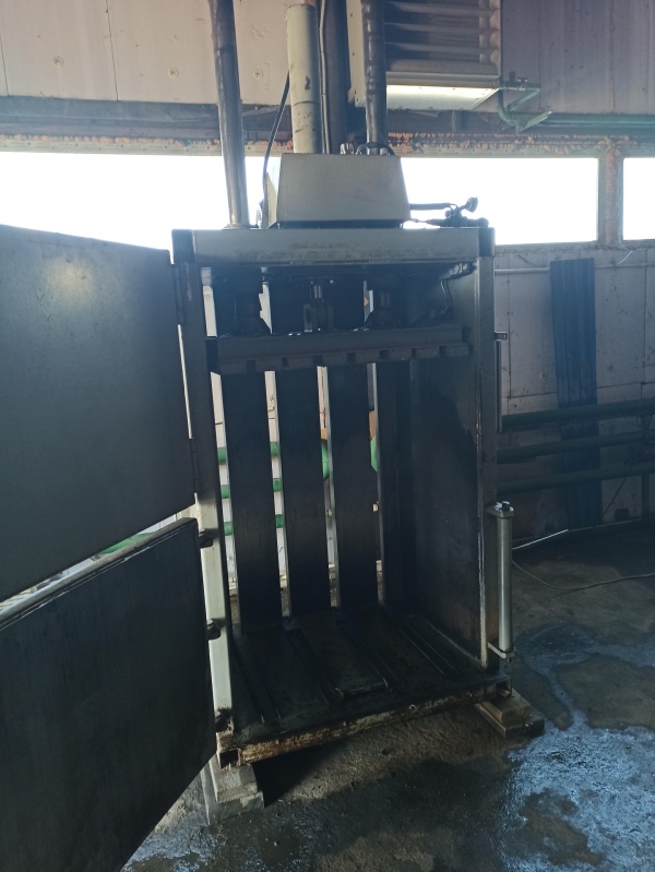 Пресс гидравлический вертикальный