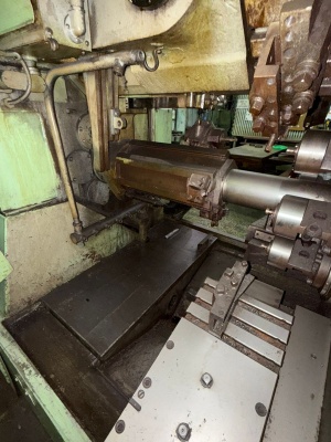 Токарный автомат 1б240п-6