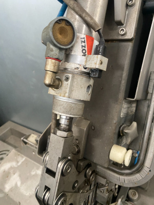 Клипсатор Poly-clip DCD-AE6045