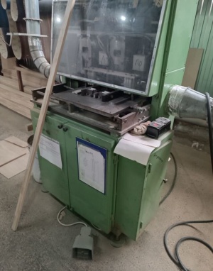 Станок фрезерный зарезки дверных коробок