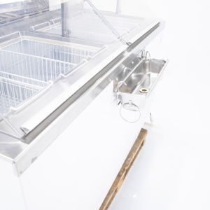 Ларь-витрина для мороженого Global Refrigeration KDC67 (6 корзин)