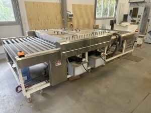 Машина для мойки стекла двухкамерная шириной 1600 мм Panda BQ1600-2