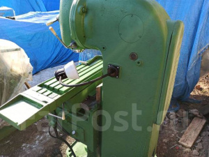 Вертикально-фрезерный станок 6Н10