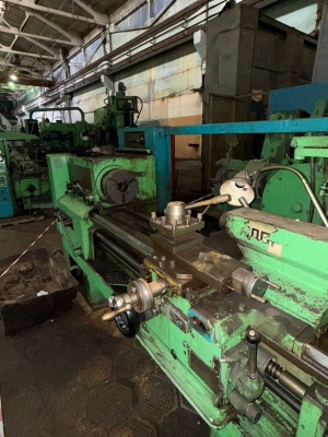 Токарно-винторезный станок 16к20 (1752)