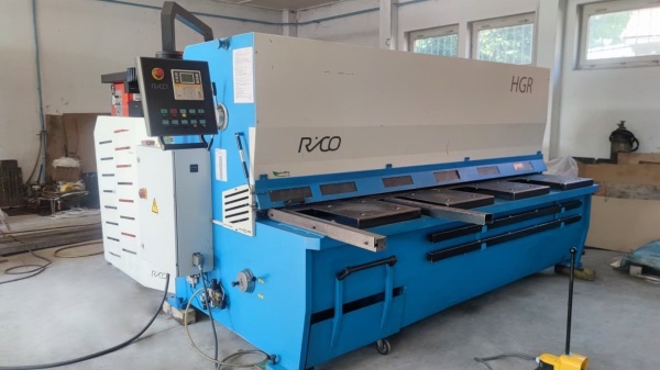 Гидравлические гильотинные ножницы RICO HGR 310