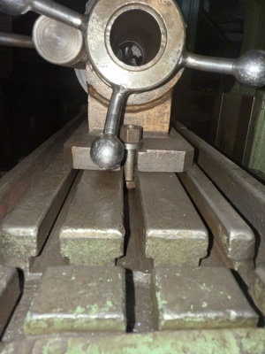 Вертикально-фрезерный станок фу2-250