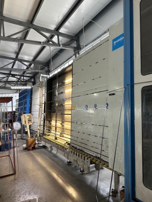 Линия мойки и сборки стеклопакетов Bystronic