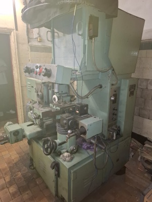 Оптикопрофилешлифовальный станок 395