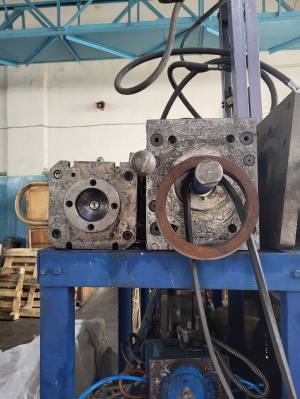 Пресс-формы для литья пластмасс