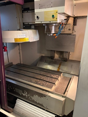 3-х осевой обрабатывающий центр BRIDGEPORT - VMC 560 MACH-ID 9241