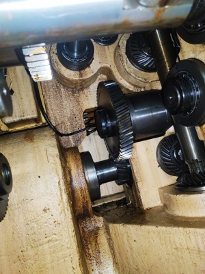 Токарный автомат 1б290-8