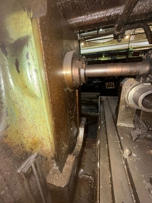 Горизонтально-фрезерный станок 6м83