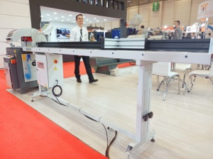 Автоматическая торцовочная пила BSM AK500 для алюминиевого профиля