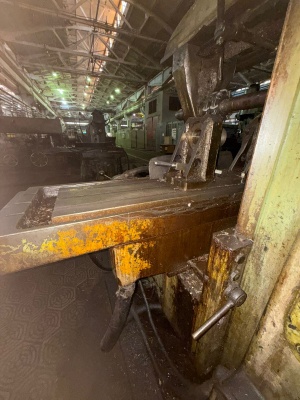 Горизонтально-фрезерный станок 6м83