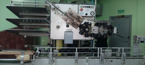 Автомат для колпачков «КА-МР 12» (ГВЗ)