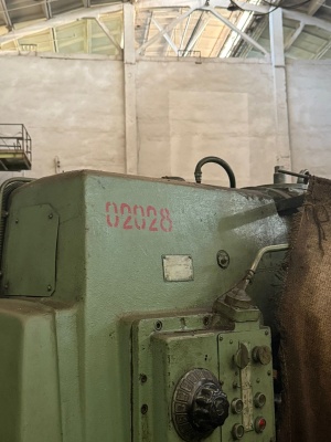 Вертикально-фрезерный станок 6р12